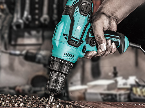 SCREWDRIVERS AND DRILLS